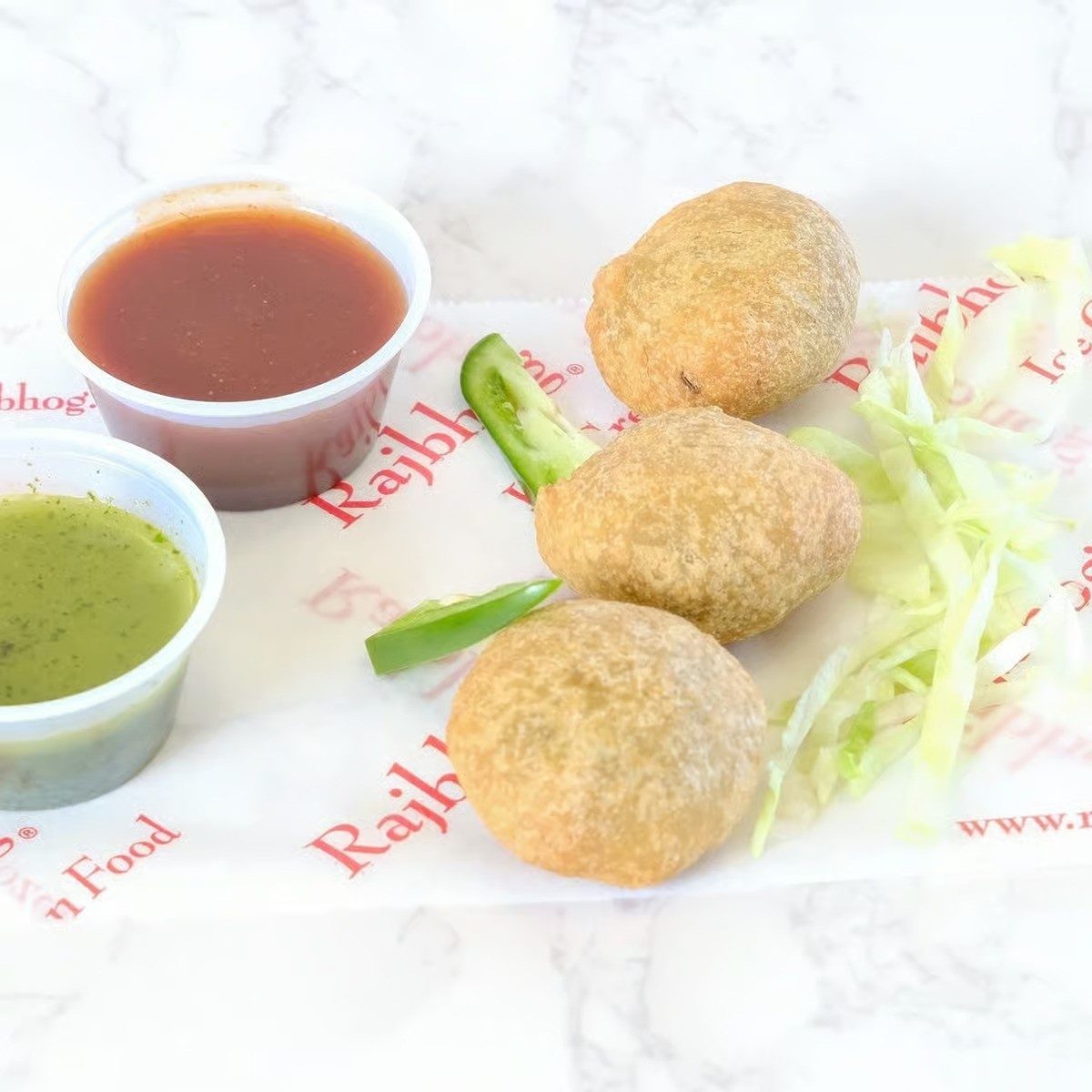 Lilva Kachori (3 Pieces).